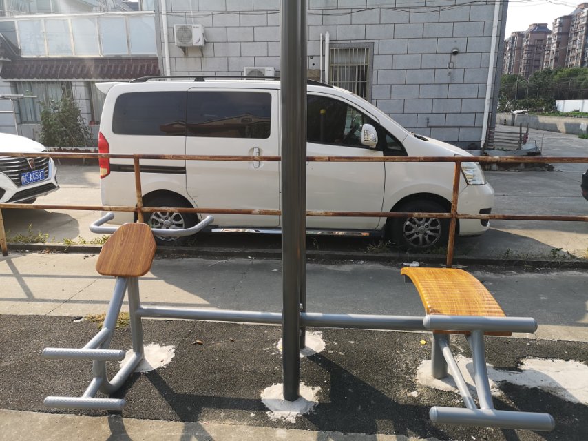 背腹肌训练器