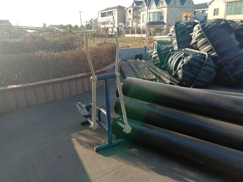 其 它