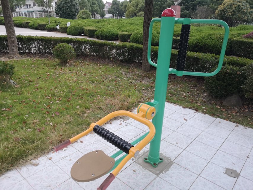 坐式腰背按摩器