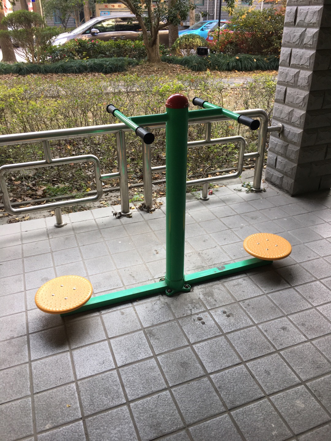 二位扭腰器