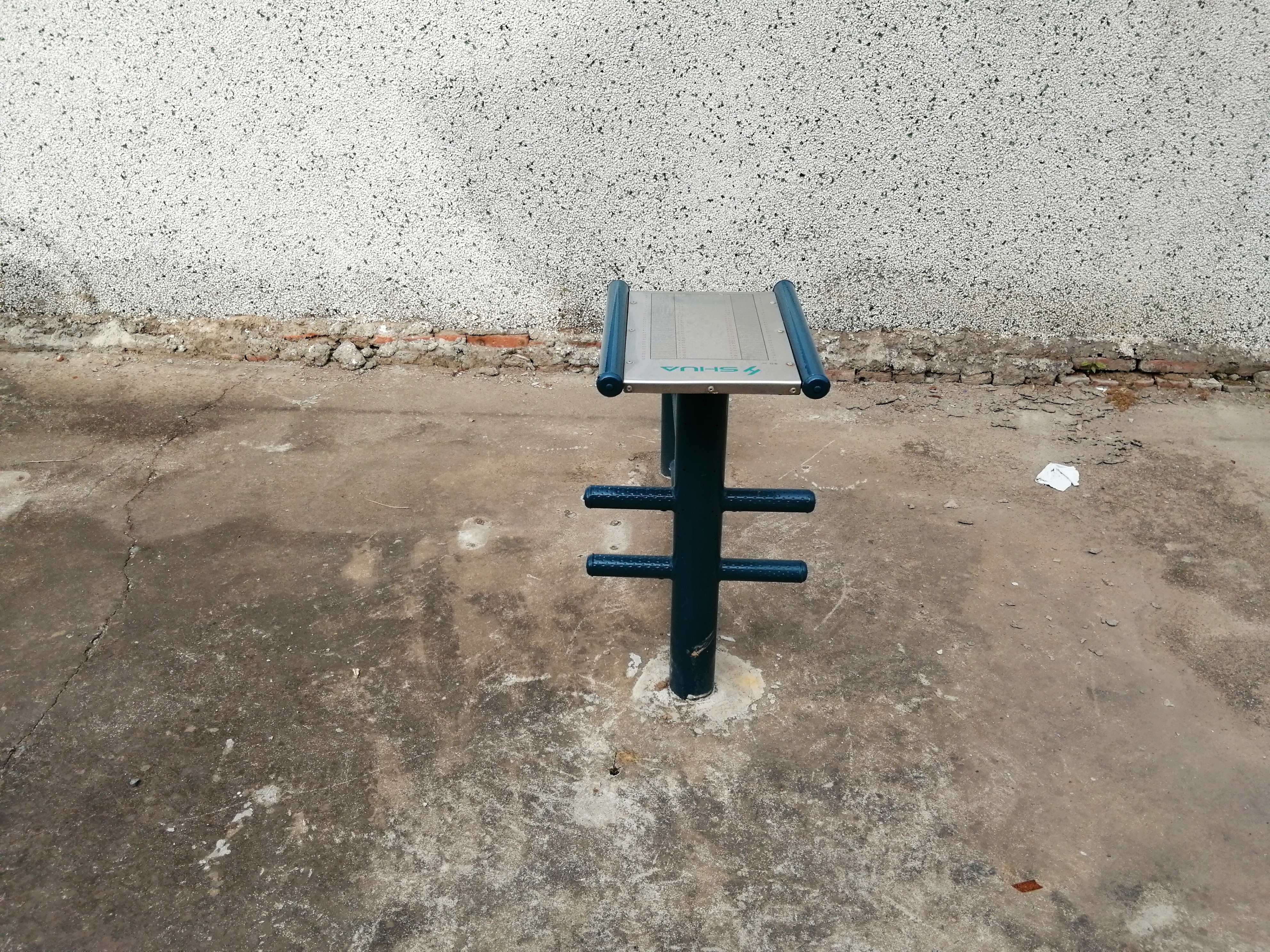 坐推训练器